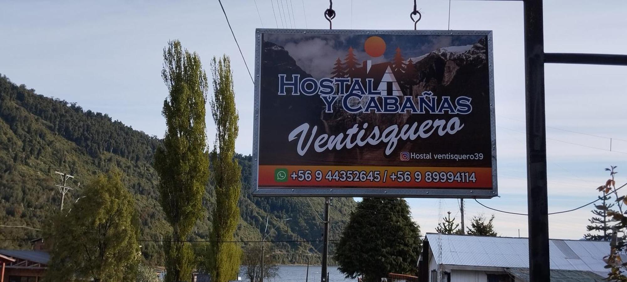 Hostal y Cabañas Ventisquero Puerto Puyuguapi Exterior foto
